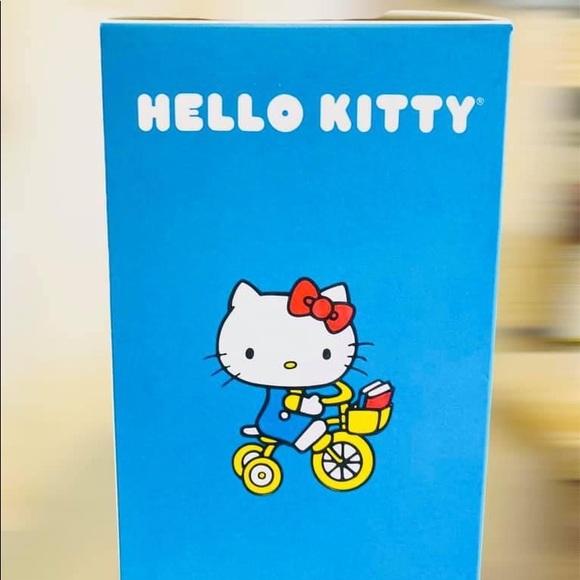 Hello Kitty Polaroid Camera - Picture 9 of 10